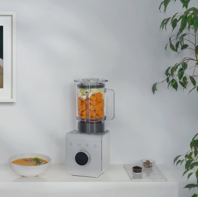 Blender wysokoobrotowy Collezione biały Smeg