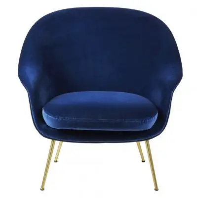 Fotel Bat Velvet Blue Gubi