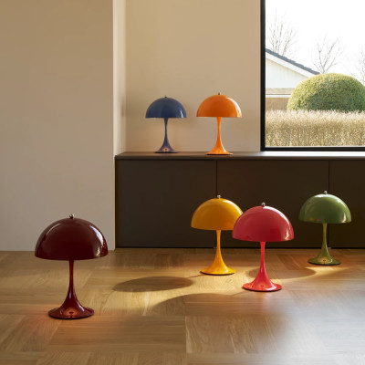 Lampa przenośna Panthella 250 burgundowa Louis Poulsen