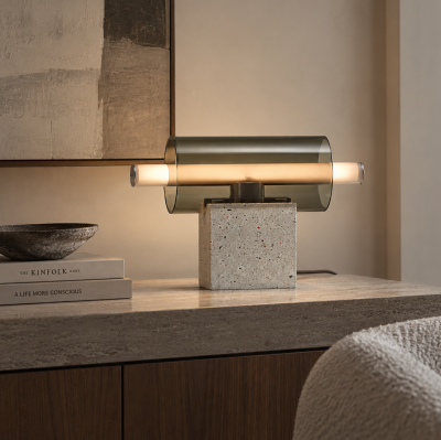 Lampa stołowa Overlay PC1406 przydymiona szara Brokis
