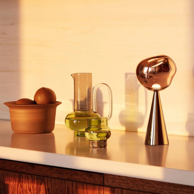 Lampa bezprzewodowa Melt miedziana Tom Dixon