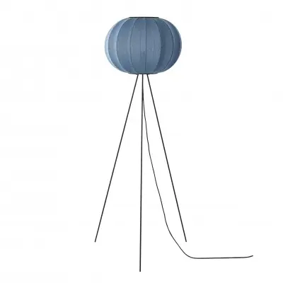 Lampa podłogowa Knit-Wit 45 cm niebieska Made By Hand