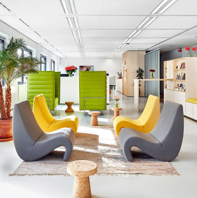 Fotel Amoebe Tonus Black 01 Vitra