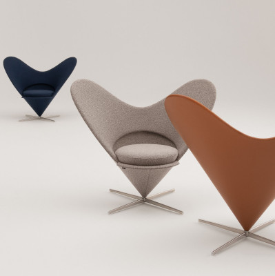 Heart Cone Chair Volo Nachtblau Vitra