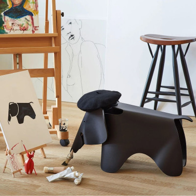 Figura dekoracyjna Eames Elephan RE czarna Vitra