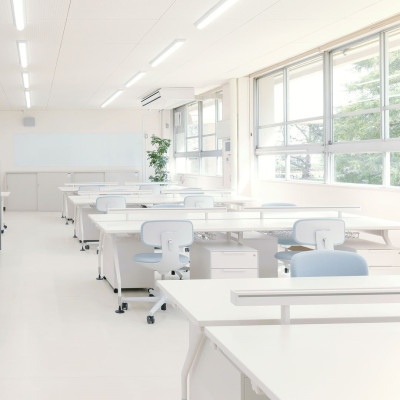 Krzesło biurowe Rookie tkanina Plano cream white - podstawa czarna Vitra