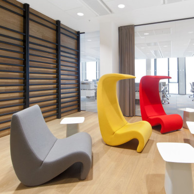 Fotel Amoebe Tonus Red 03 Vitra