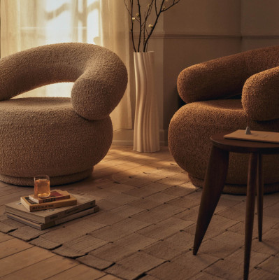 Fotel obrotowy Orbo brązowy Ferm Living