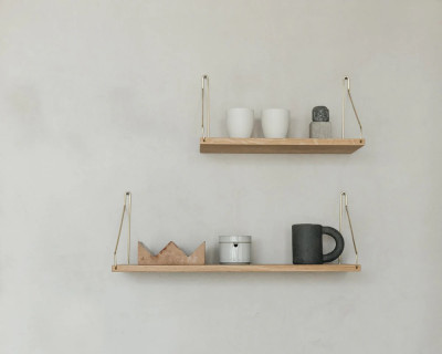 Półka Single 80 cm naturalny dąb - mosiężne wsporniki Frama