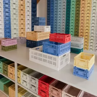 Skrzynka Colour Crate mała antracytowa HAY