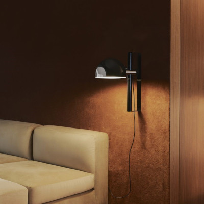 Lampa ścienna Lauro czarny klosz z ciemnobrązową podstawą Marset