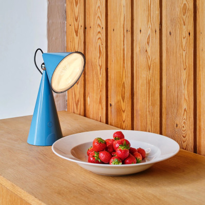 Lampa bezprzewodowa Pose jasnoniebieska Tom Dixon
