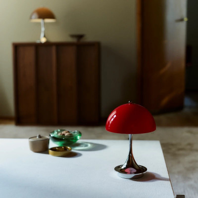 Lampa przenośna Panthella Originals 160 czerwona Louis Poulsen