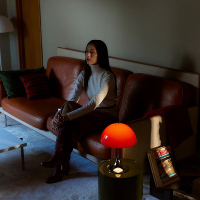 Lampa przenośna Panthella Originals 250 czerwona Louis Poulsen