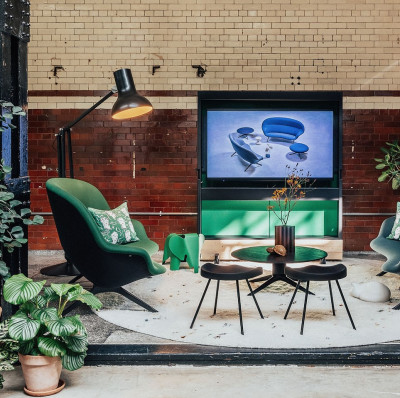 Taboret N 307 ciemny dąb Vitra