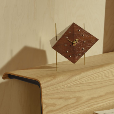 Zegar stołowy Diamond Vitra